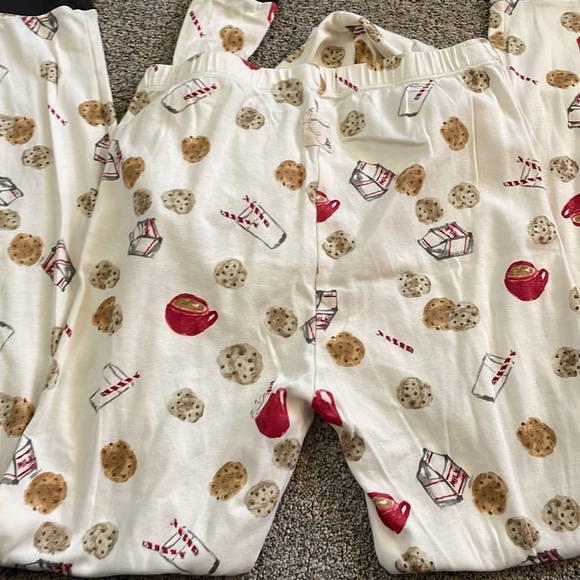 Burt's Bees White Cookie Print Pajama Set - Picture 5 of 6